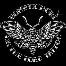 Bombyx Mori Clothing "Alternative Rock wear"
Sérigraphie artisanale, marque de vêtements alternative, séries limitées et modèles uniques